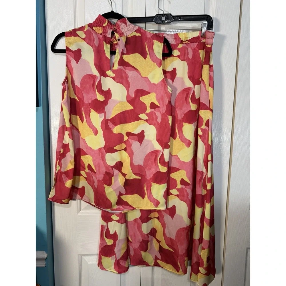 Ming Wang Women's Top and Skirt Set Size Medium